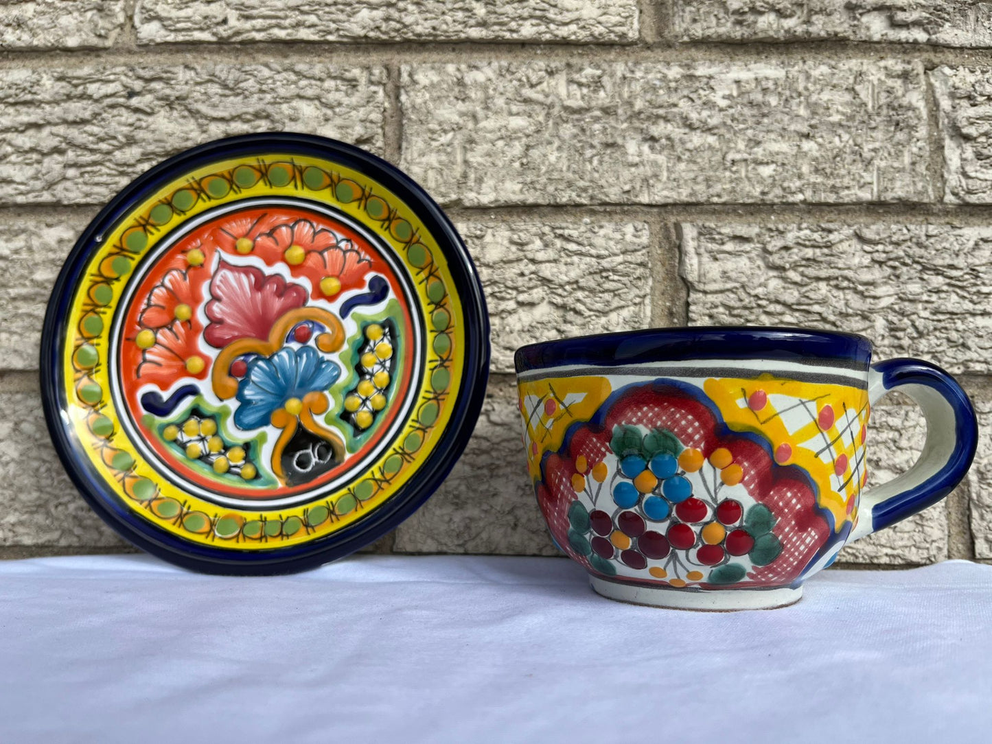 Pa'l Antojo Talavera Corazon Yellow Mug & Saucer