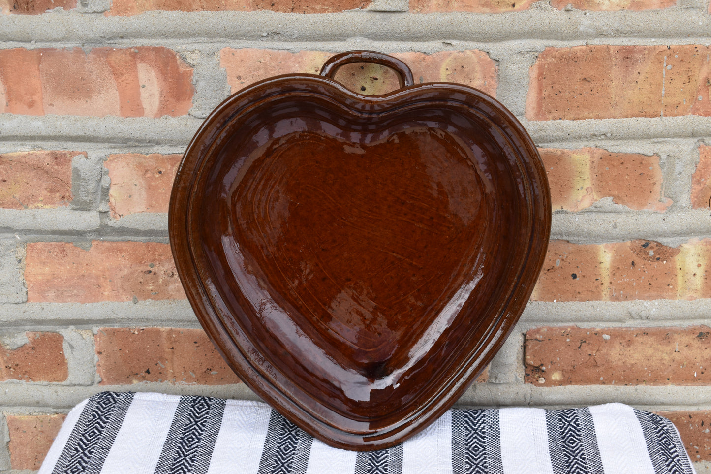 Brown Heart-Shaped Barrio Platter